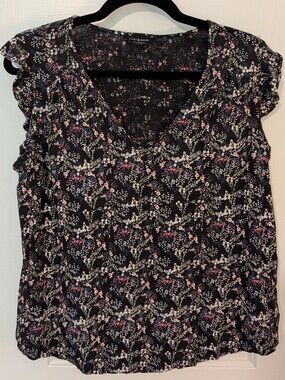 Lucky Brand Navy Floral V-Neck Flutter Sleeve Top